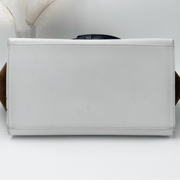 Authentic CELINE Tricolor Trapeze in IvoryBlack/Brown Calfskin Leather And Suede - Picture 6 of 14